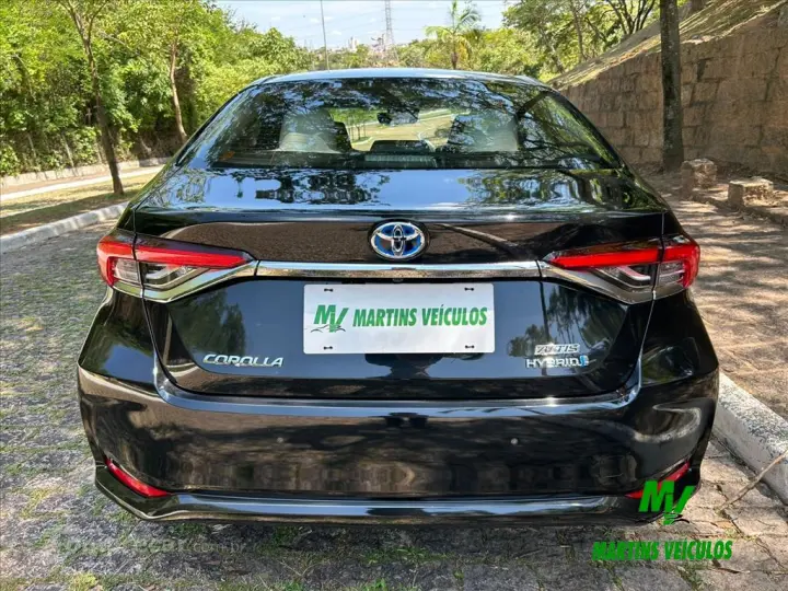 COROLLA 1.8 VVT-I Hybrid Altis Premium
