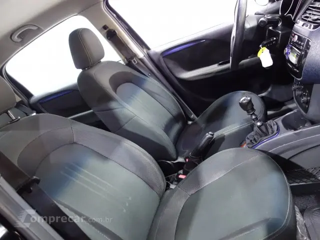 PUNTO - 1.4 ATTRACTIVE 8V 4P MANUAL