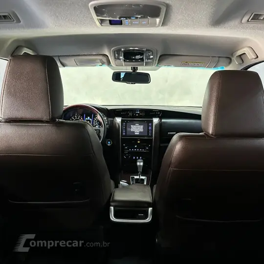 Hilux SW4 SRX 4x4 2.8 TDI 16V Dies. Aut.