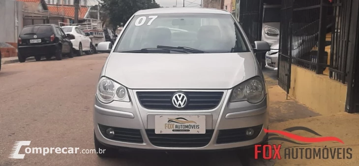 POLO SEDAN 1.6 MI Comfortline 8V