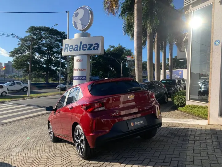 ONIX HATCH PREM. 1.0 12V TB Flex 5p Aut.