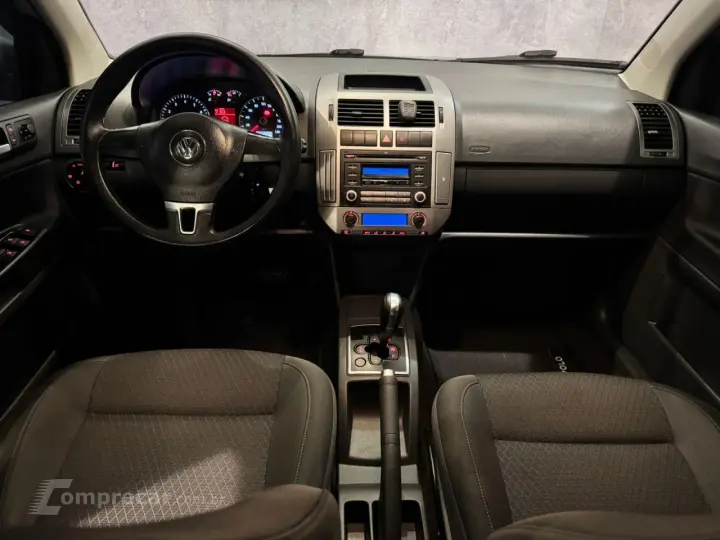 Polo Sedan 1.6 4P FLEX COMFORTLINE I-MOTION AUTOMATIZADO