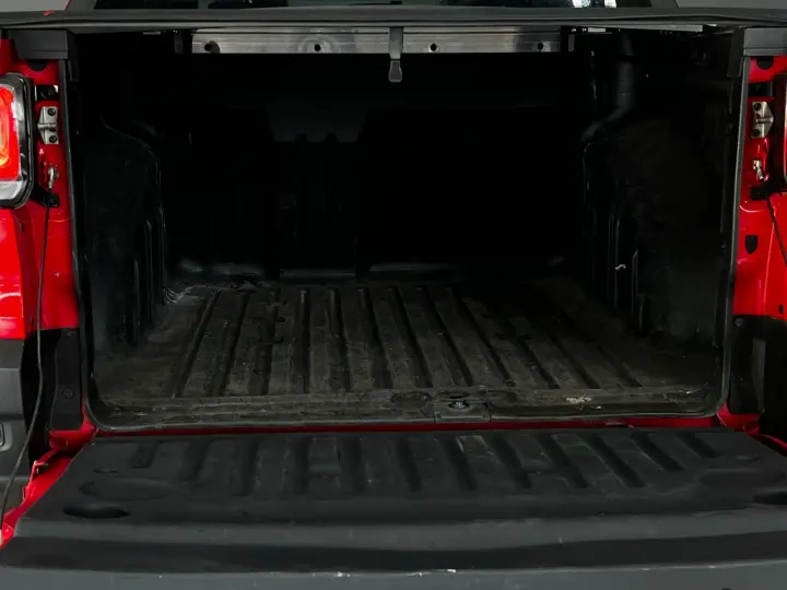 Strada Freedom 1.3 Flex 8V CD