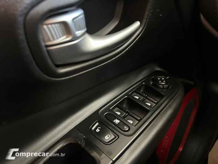RENEGADE 2.0 16V Turbo Trailhawk 4X4