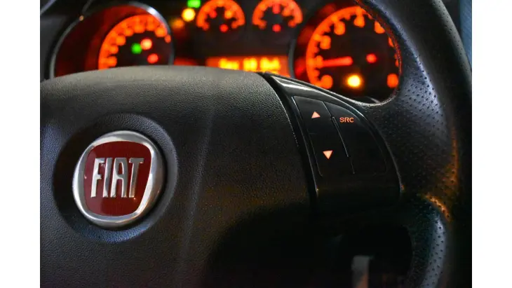 BRAVO - 1.8 ESSENCE 16V 4P AUTOMATIZADO