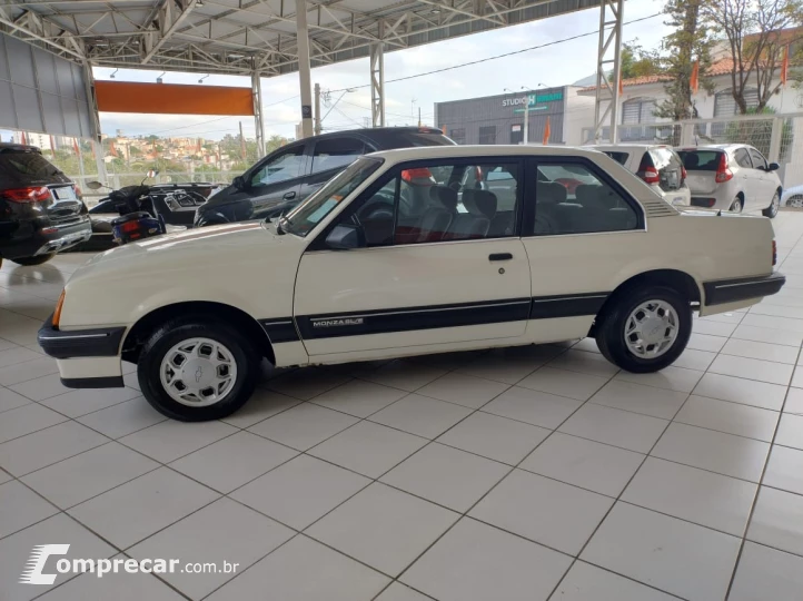 Monza Sedan 1.8 4P ÁLCOOL SL/E