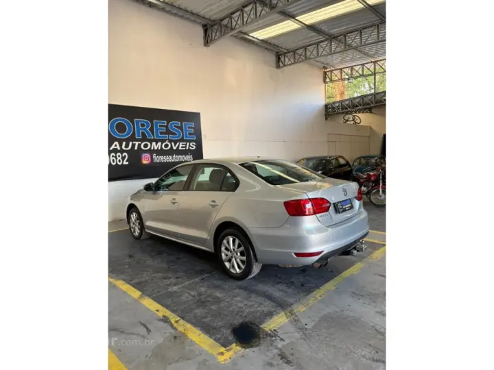 JETTA 2.0 COMFORTLINE 120CV FLEX 4P TIPTRONIC