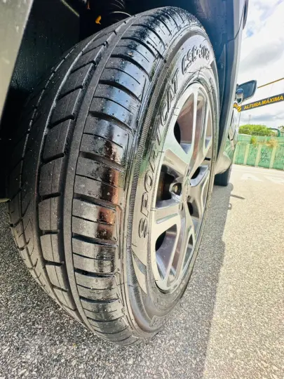 RENEGADE 1.8 16V Longitude