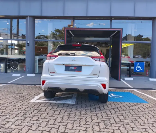 ECLIPSE CROSS 1.5 Mivec Turbo HPE