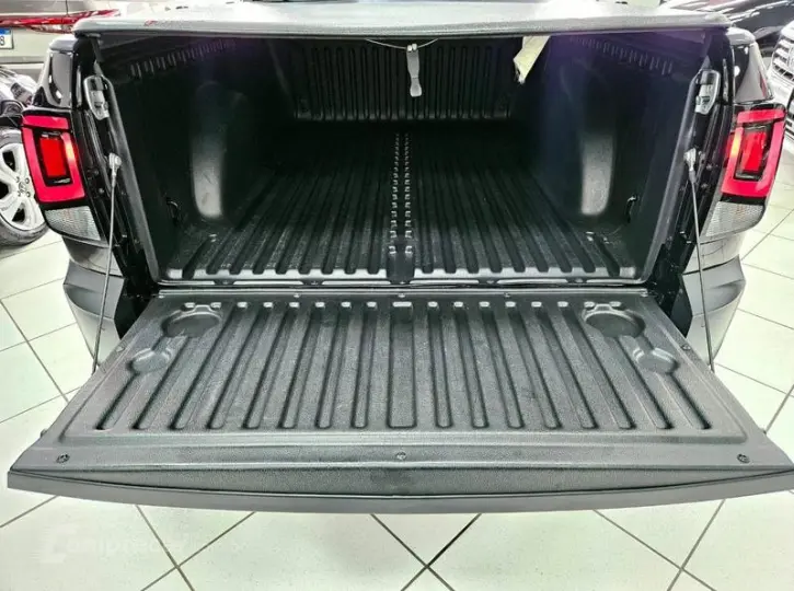 SAVEIRO 1.6 CS ROBUST 8V FLEX 2P MANUAL