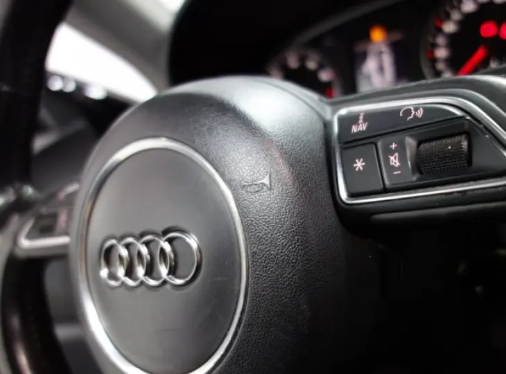 A1 - 1.4 TFSI ATTRACTION 16V 122CV 2P AUTOMÁTICO