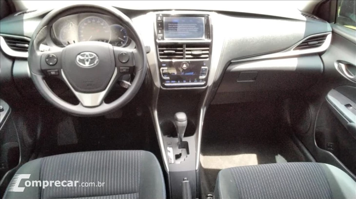 YARIS 1.5 16V FLEX SEDAN XL PLUS CONNECT MULTIDRI