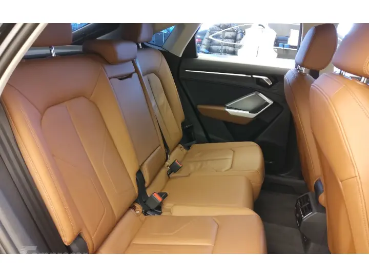 Q3 2.0 40 TFSI GASOLINA SPORTBACK PERFORMANCE QUATTRO TIPTRO