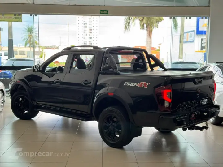 Frontier 2.3 16V PRO4X CABINE DUPLA 4X4 BI-TURBO DIESEL AUTO