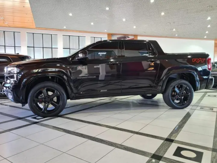 RAMPAGE R/T HURRIC. 4 2.0 TB CD 4X4 AUT