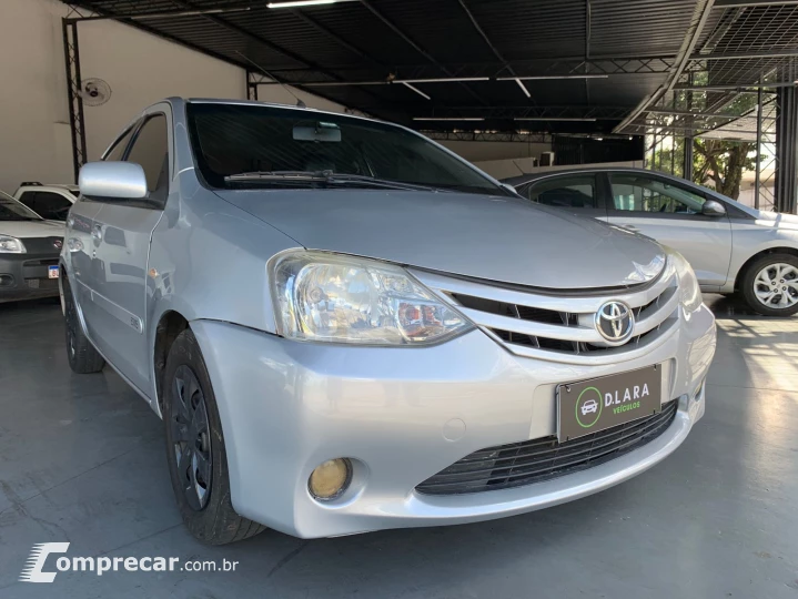 ETIOS 1.5 XS Sedan 16V