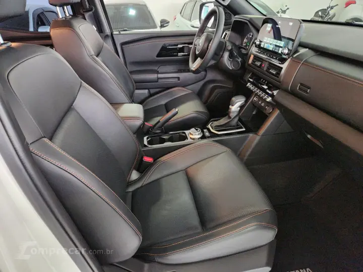 Triton  2.4 KATANA BITURBO DIESEL CABINE DUPLA 4X4 AUTOMÁTIC