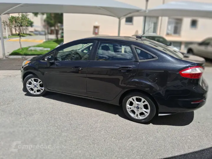 FIESTA 1.6 SE Plus Sedan 16V