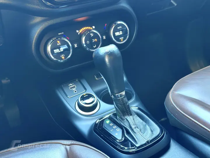 TORO 2.0 16V TURBO DIESEL RANCH 4WD AT9