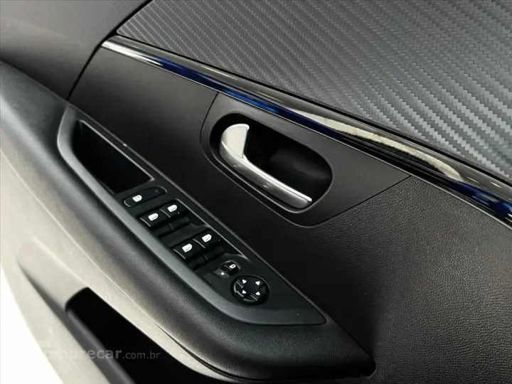 208 1.6 16V FLEX ALLURE AT6