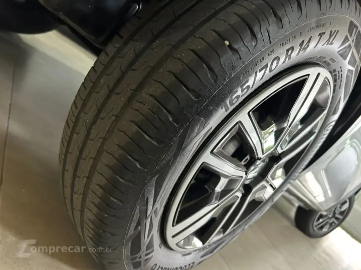 Kwid KWID Intense 1.0 Flex 12V 5p Mec.