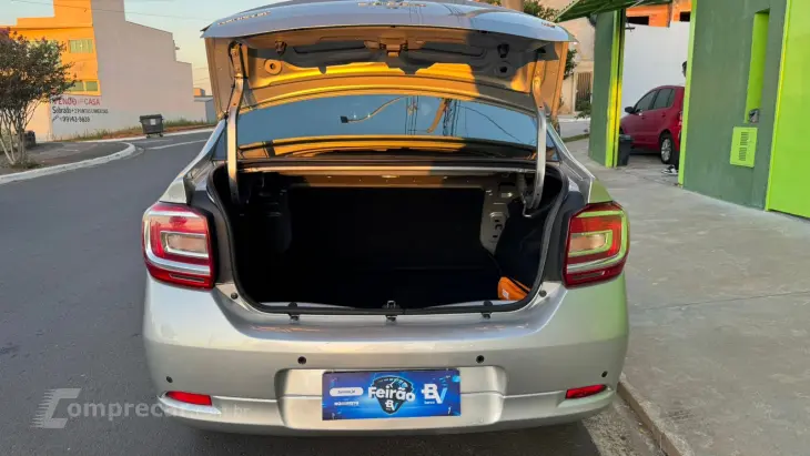 LOGAN 1.6 16V SCE Expression