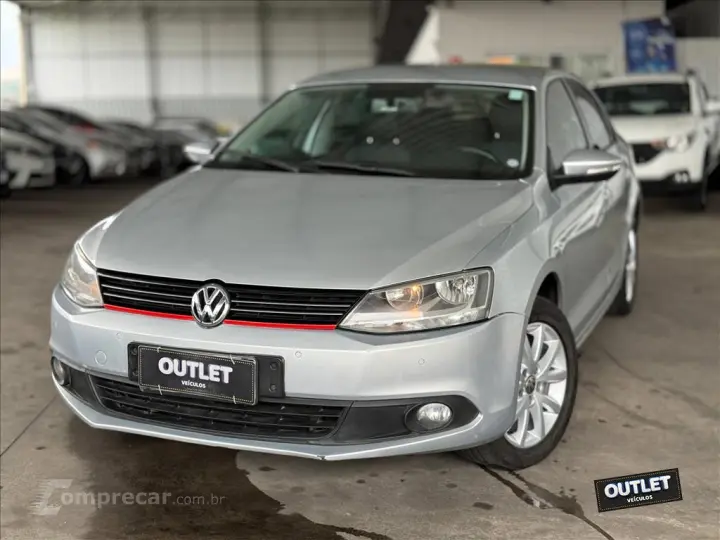 JETTA 2.0 COMFORTLINE FLEX 4P TIPTRONIC