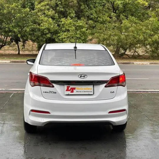 HB20S 1.6 COMFORT STYLE 16V FLEX 4P MANUAL
