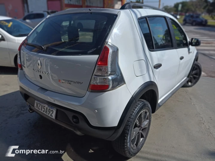 SANDERO 1.6 16V SCE Stepway