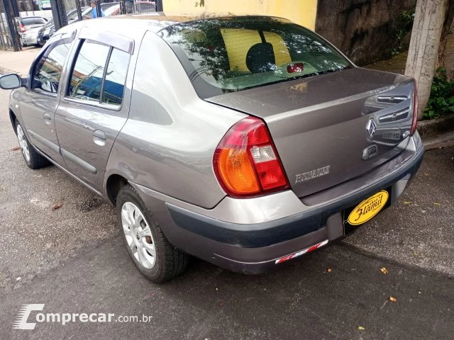 CLIO SEDAN - 1.6 EXPRESSION SEDAN 16V 4P MANUAL