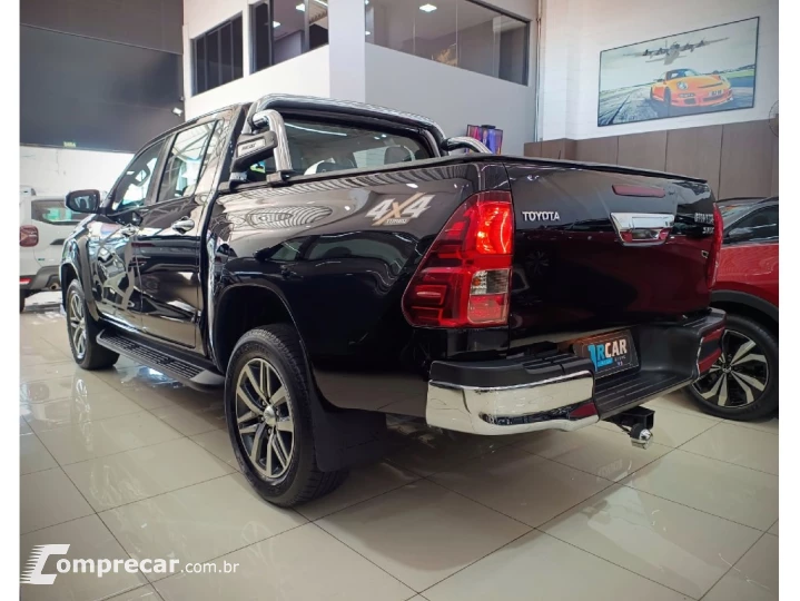 HILUX 2.8 SRX 4X4 CD 16V DIESEL 4P AUTOMATICO