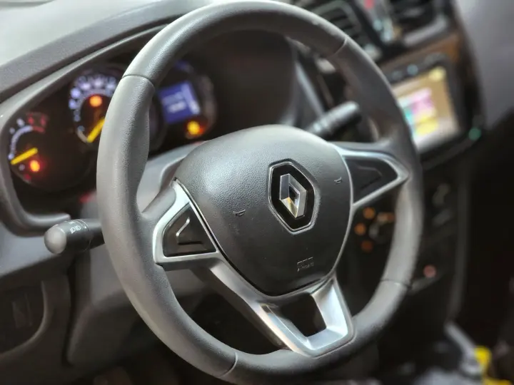 LOGAN Zen Flex 1.0 12V 4p Mec.