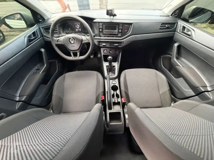 Polo Hatch 1.0 16V 4P