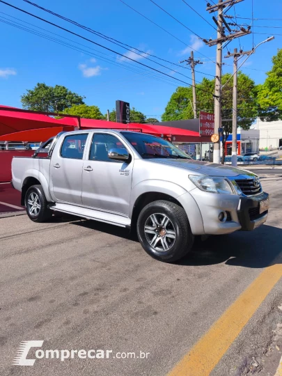 Hilux Caminhonete 2.7 16V 4P SRV FLEX CABINE DUPLA AUTOMÁTIC