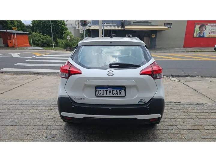 KICKS 1.6 16V FLEXSTART SV 4P XTRONIC