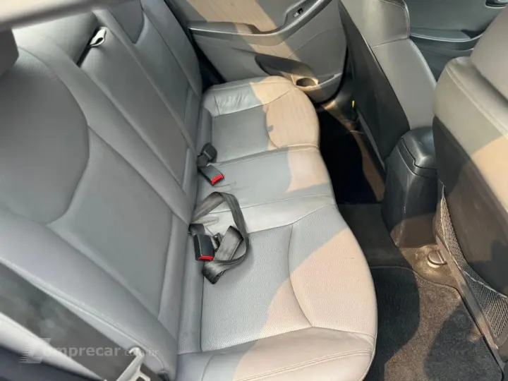 Elantra GLS 1.8 16V Aut.