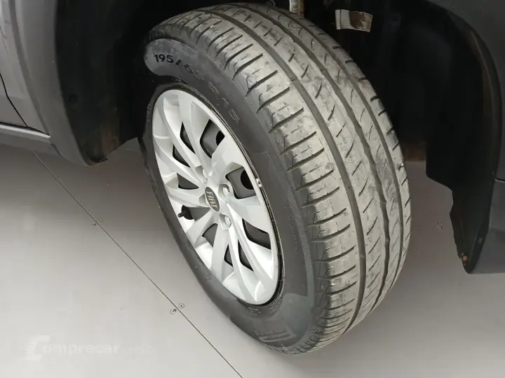 STRADA 1.3 FIREFLY FLEX FREEDOM CS MANUAL