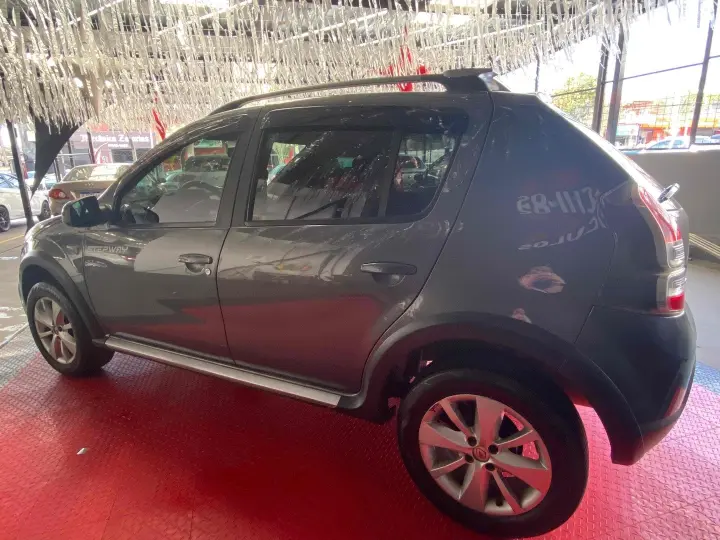 SANDERO 1.6 STEPWAY 8V FLEX 4P MANUAL