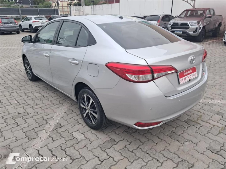 YARIS 1.5 16V FLEX XLS CONNECT MULTIDRIVE