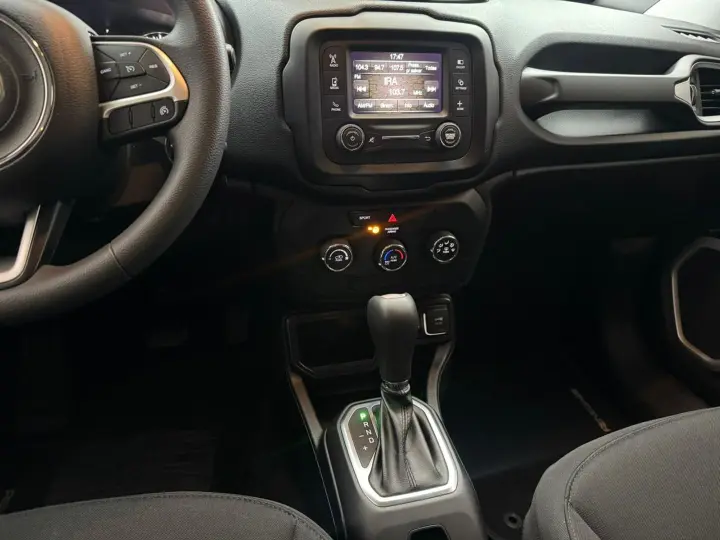 Renegade 1.8 16V Flex Sport 4P Automático