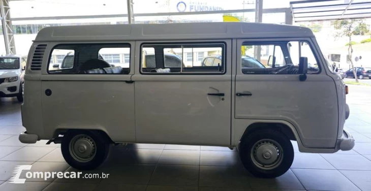 KOMBI