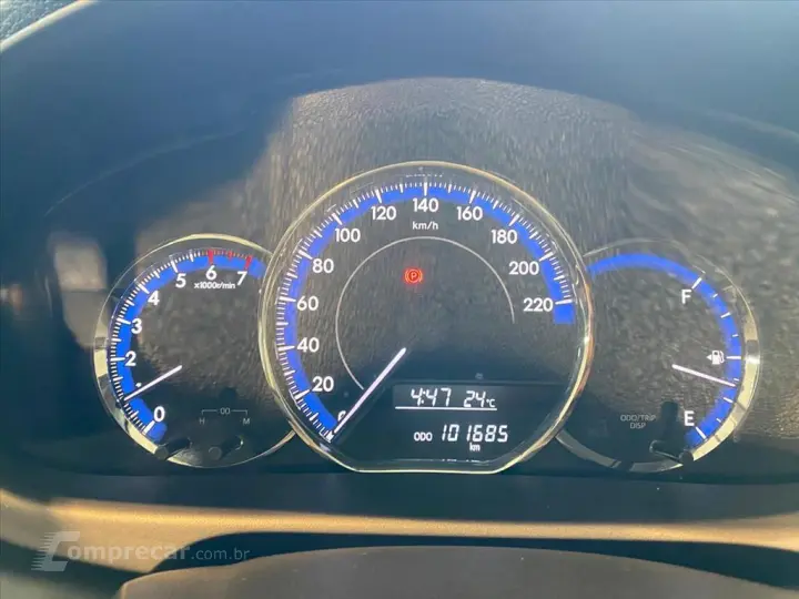 YARIS 1.5 16V FLEX SEDAN XL MANUAL