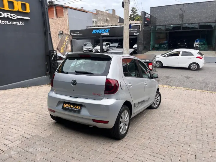 Fox Rock in Rio 1.6 Mi Total Flex 8V 5p