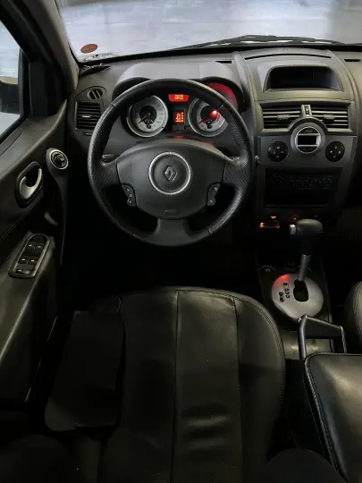 MEGANE 2.0 Dynamique Grand Tour 16V