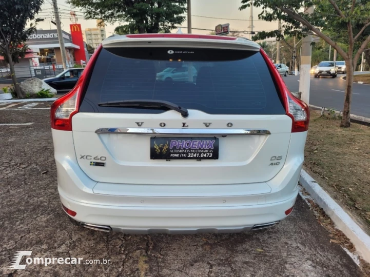 XC60 2.4 D5 Momentum AWD