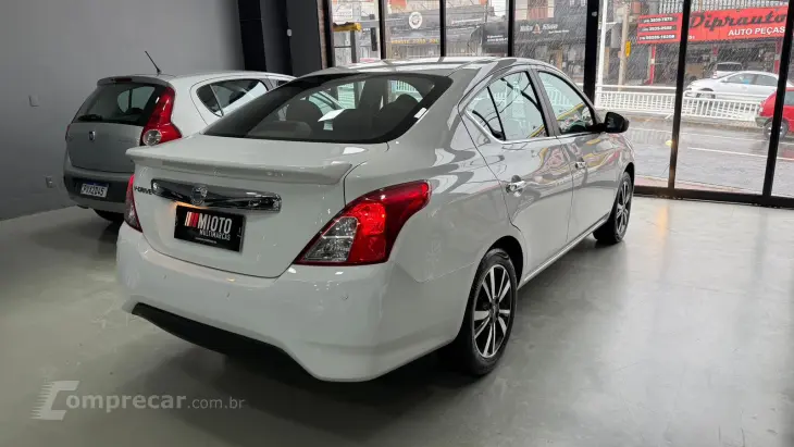 VERSA 1.6 16vstart V-drive Premium