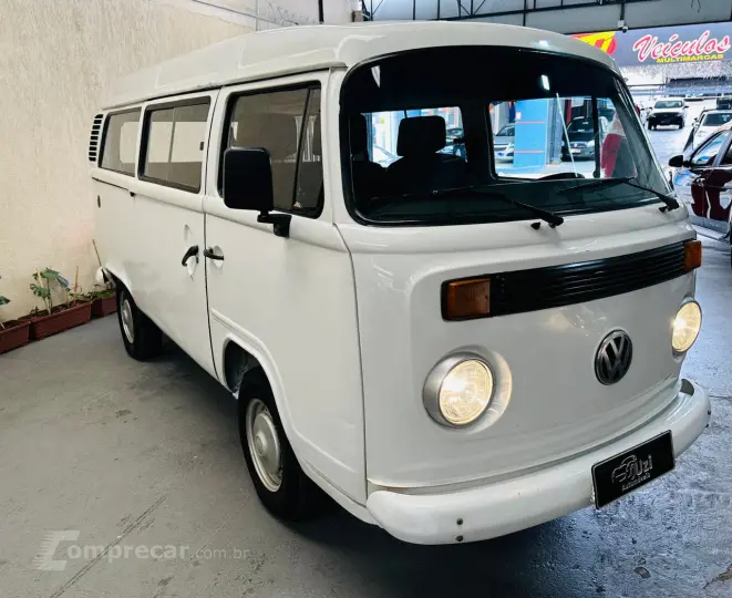 KOMBI 1.6 MI STD Lotação 8V