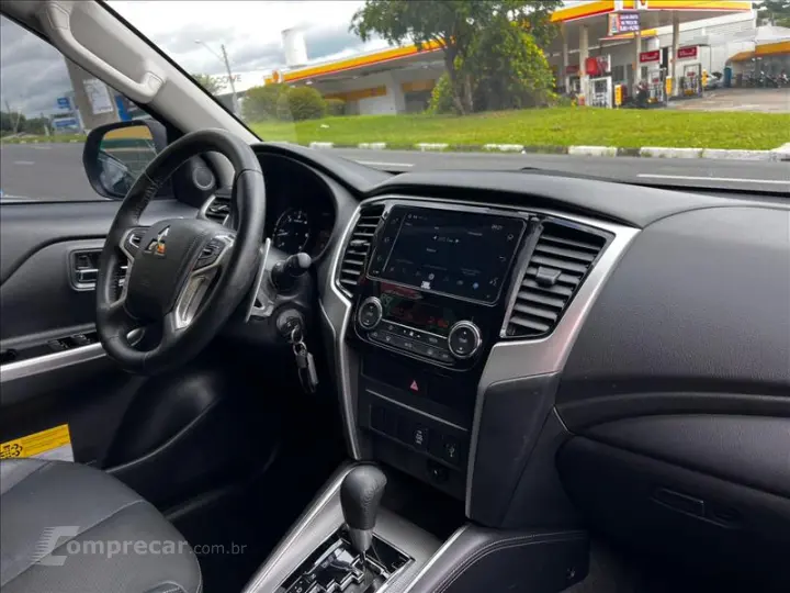 L200 TRITON 2.4 16V Turbo Sport HPE CD 4X4