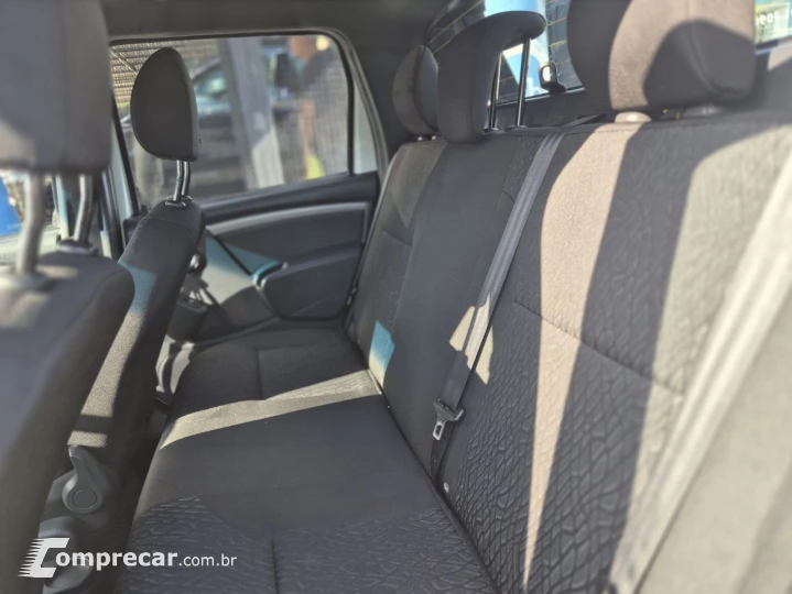 DUSTER OROCH Express 1.6 Flex 16V Mec.