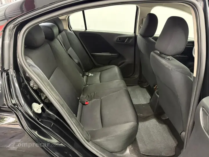 CITY Sedan DX 1.5 Flex 16V Mec.